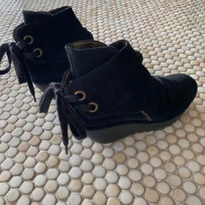 Fly London lace up ankle boots size 7